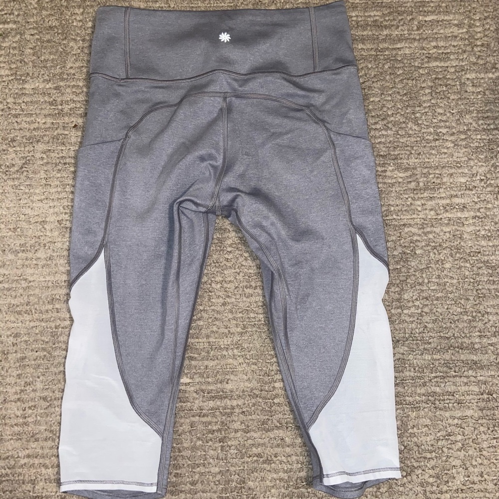 Athleta cropped leggings